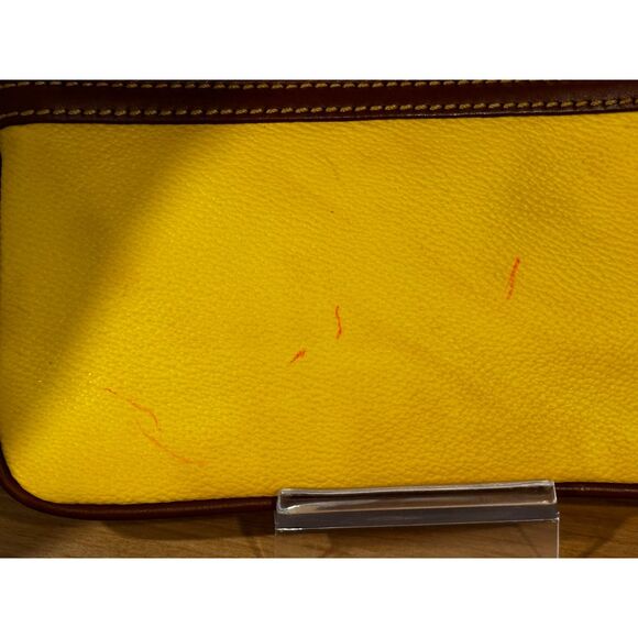 Dooney & Bourke Belvedere Large Slim Wristlet GUC - Picture 2 of 7